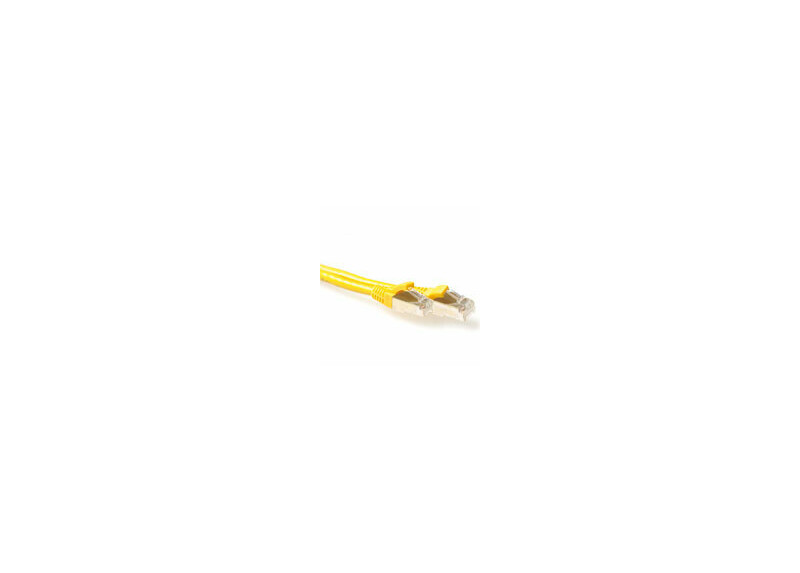 ACT Gele 0,5 meter SFTP CAT6A patchkabel snagless met RJ45 connectoren ACT Gele 0,5 meter SFTP CAT6A patchkabel snagless met RJ45 connectoren