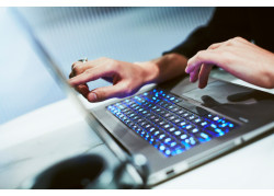 HP ZBook Firefly G8 | 14" Full HD IPS | Intel Core i5-1135G7 | 16GB RAM | 256GB SSD | W11 Pro | Refurbished Silver