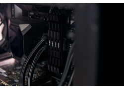 16GB DDR4/3600 CL16 Kingston FURY Renegade Black XMP