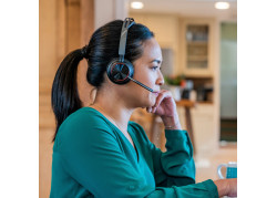 HP Poly Voyager Focus 2 UC Stereo | Bluetooth Headset | USB-C (met USB-A Adapter) | Zwart
