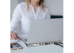 Docking 3xVideo Logilink USB-C, 100W, 4K, 12 Port