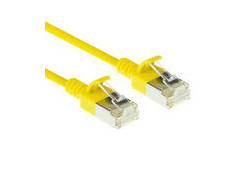 ACT Gele 1,5 meter LSZH S/FTP CAT6A slimline patchkabel snagless met RJ45 connectoren