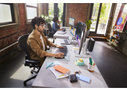 HP Series 7 Pro 738pu | 37.5" WQHD+ IPS Black Curved | Thunderbolt 4 | USB-C Docking Monitor