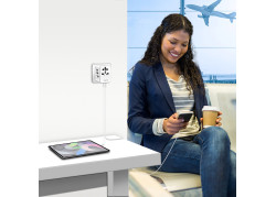 LogiLink Universele Reisadapter 1xUSB-C 20W+2xUSB-A 18W